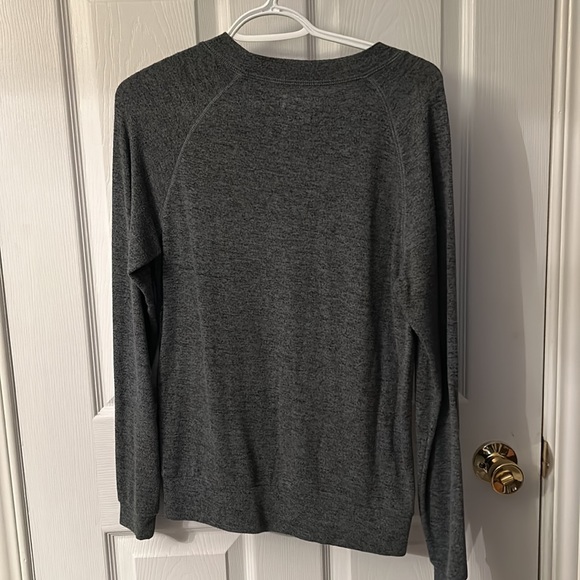 TNA long sleeve - Picture 2 of 2